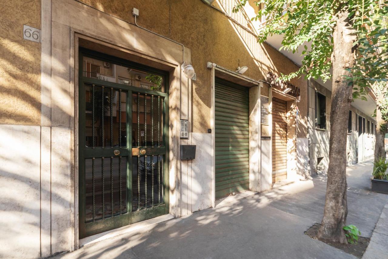 Bright Apt With Views Of San Pietro ローマ エクステリア 写真