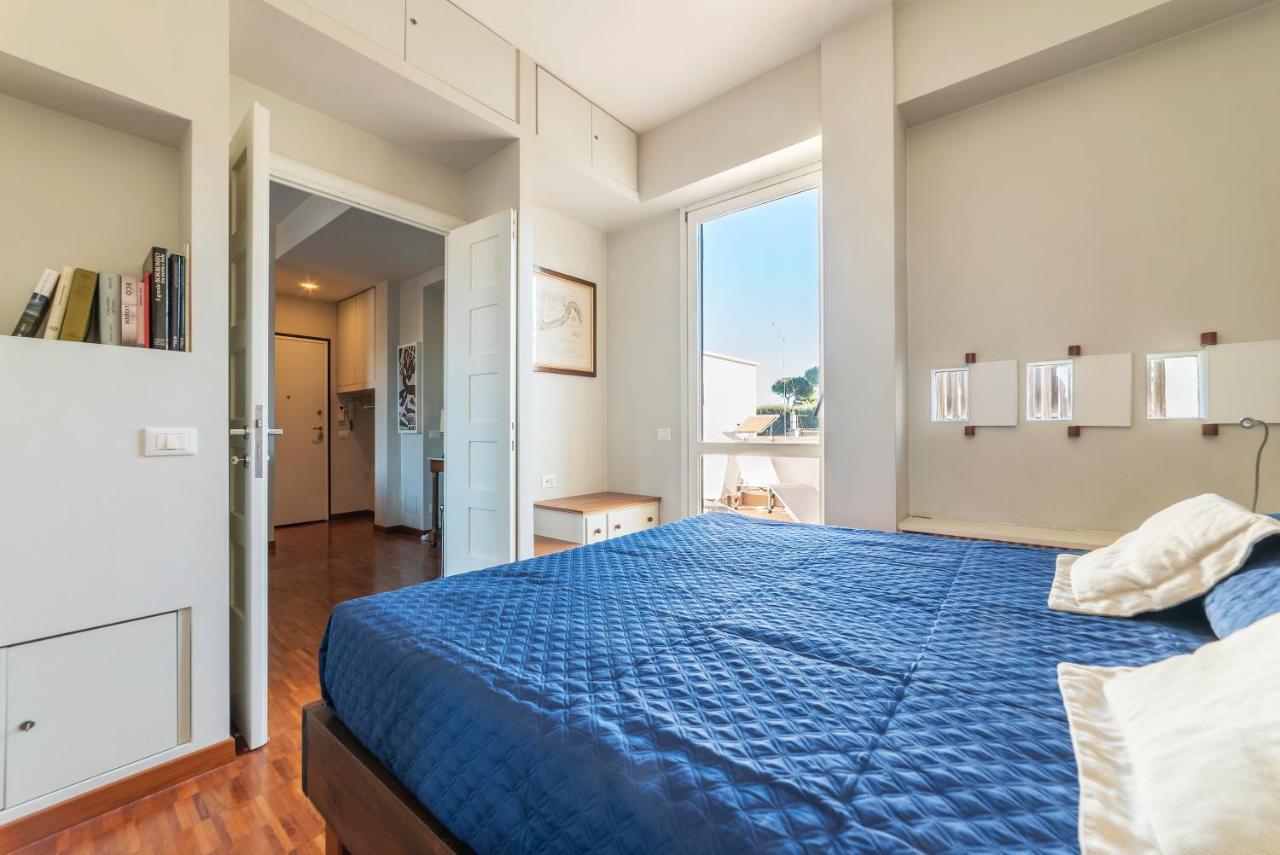 Bright Apt With Views Of San Pietro ローマ エクステリア 写真